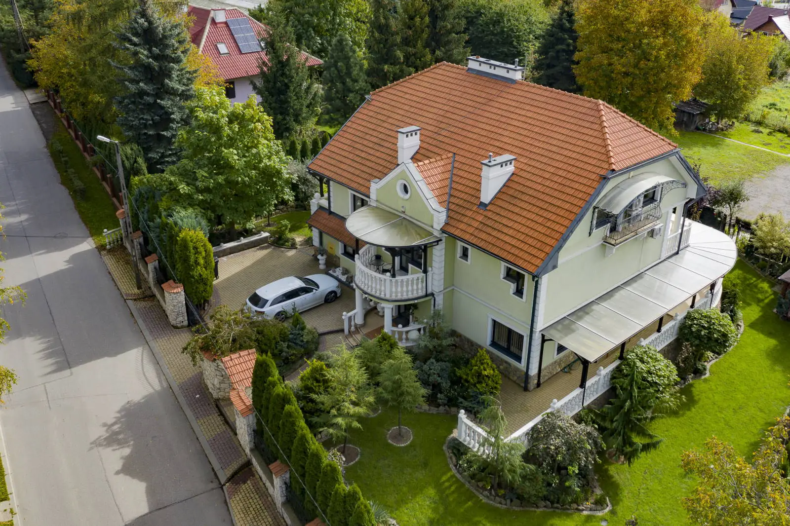 Spokojna i zielona okolica